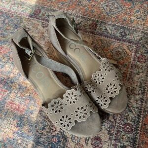 Nicole Nude Wedges with Detail